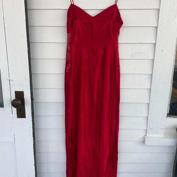 GORGEOUS vintage satin dress - Picture 3 of 3